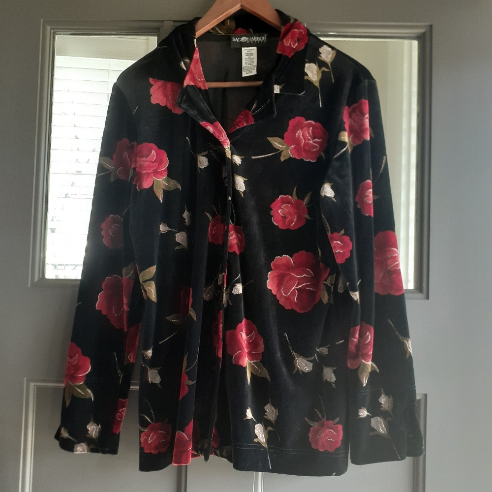 Sag Harbor Petite Black Velvet Button Down Top with Red Rose Design